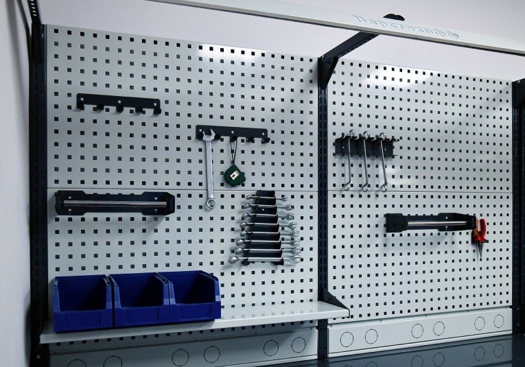 Верстак FBK 1052.11.1-2 купить в Череповце Верстак FBK 1052.11.1-2 купить в Череповце