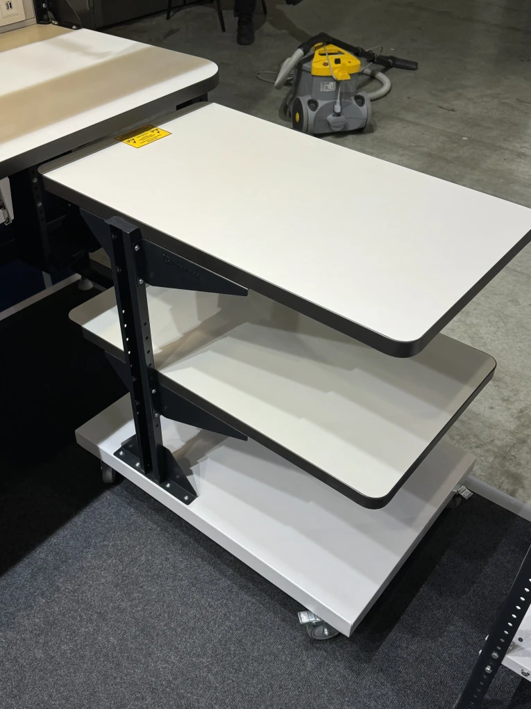 Подкатной антистатический стол SPC A купить в Череповце Подкатной антистатический стол SPC A купить в Череповце