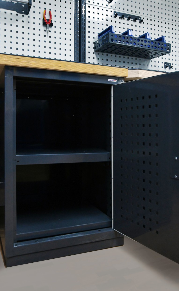 Верстак FBK 1551.17.3-1 купить в Череповце Верстак FBK 1551.17.3-1 купить в Череповце