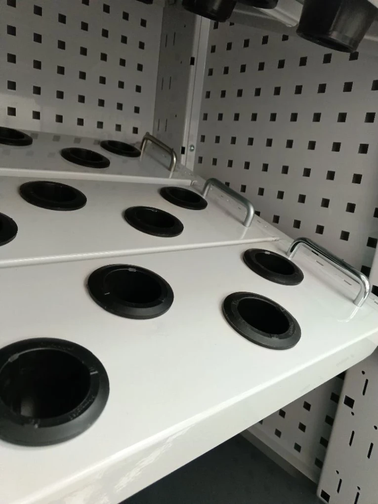 Шкаф инструментальный FBK 20 R.B3.1S (9403.7503) купить в Череповце Шкаф инструментальный FBK 20 R.B3.1S (9403.7503) купить в Череповце