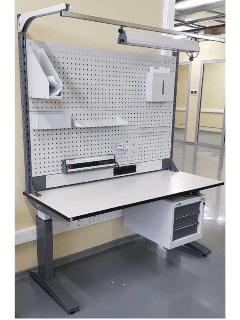 Стол монтажный ДиКом СР-100-01 Р ESD купить в Череповце Стол монтажный ДиКом СР-100-01 Р ESD купить в Череповце